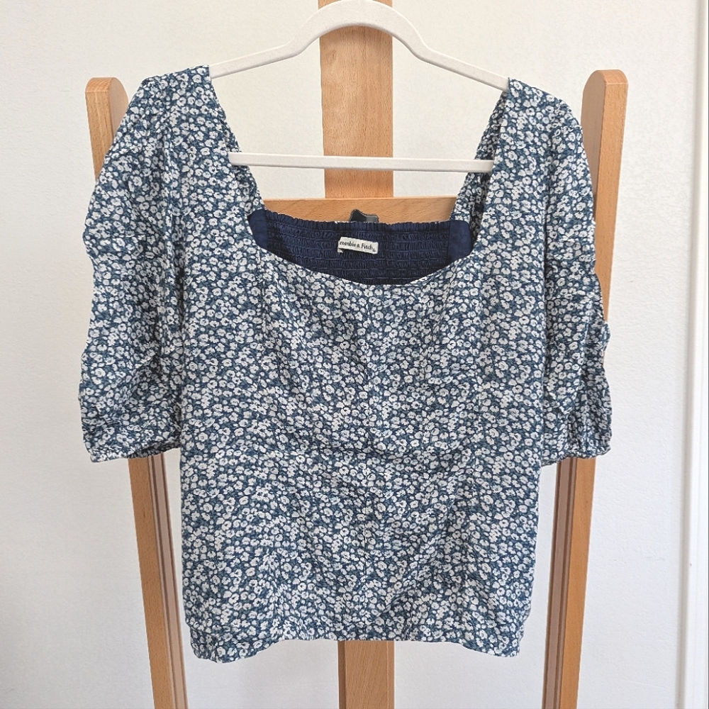 Abercrombie & Fitch Blue Floral Blouse
